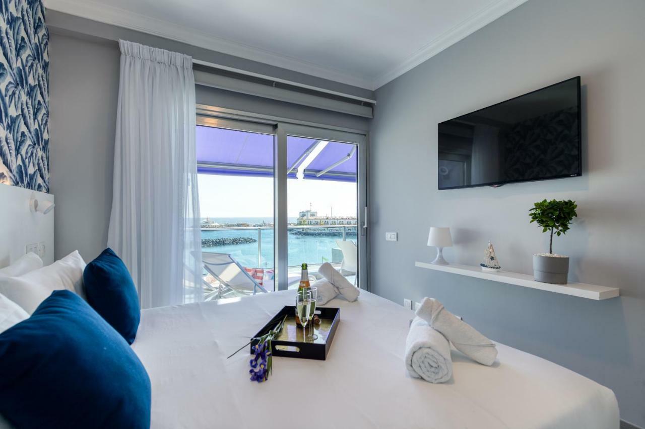 פוארטו דה מוגן Teresita Mogamar Beachfront מראה חיצוני תמונה